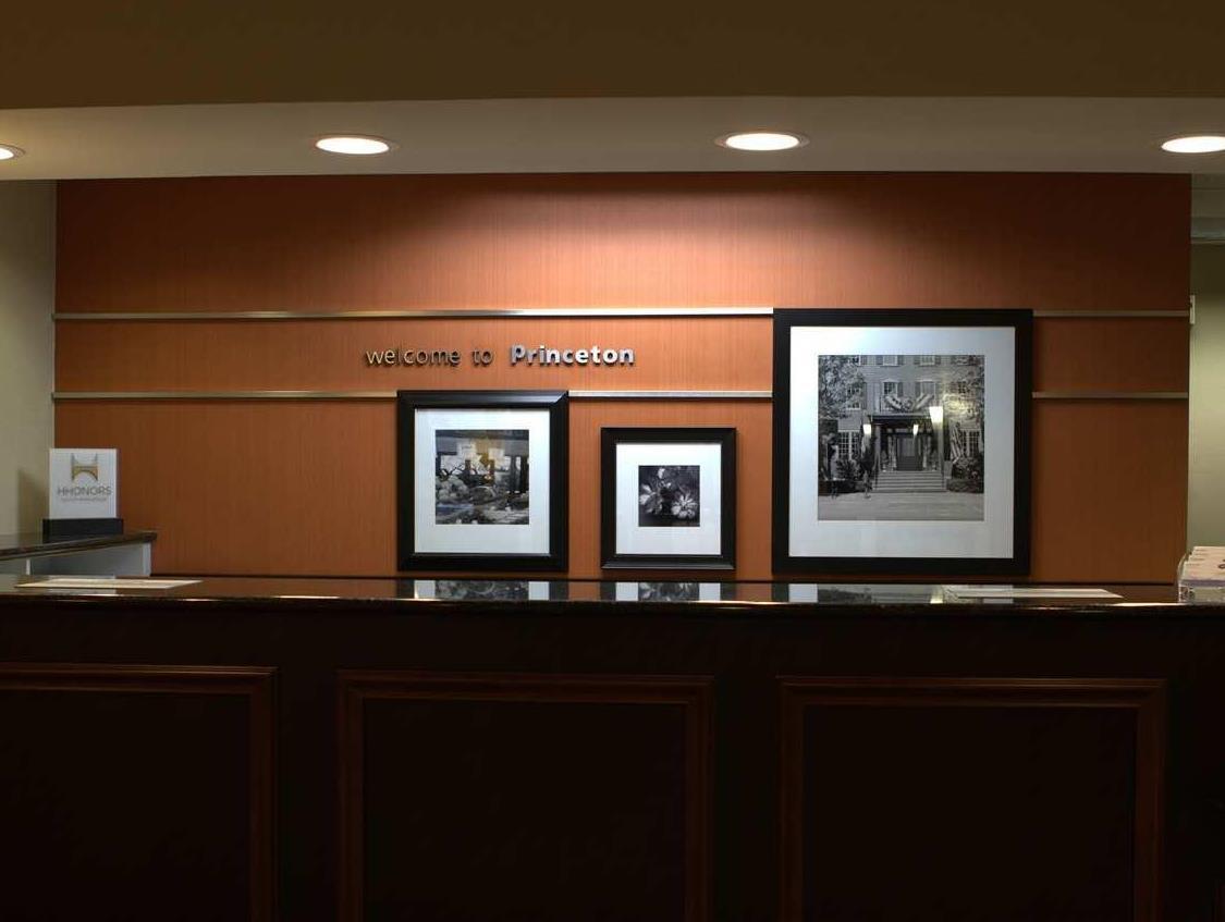 Hampton Inn Princeton Экстерьер фото
