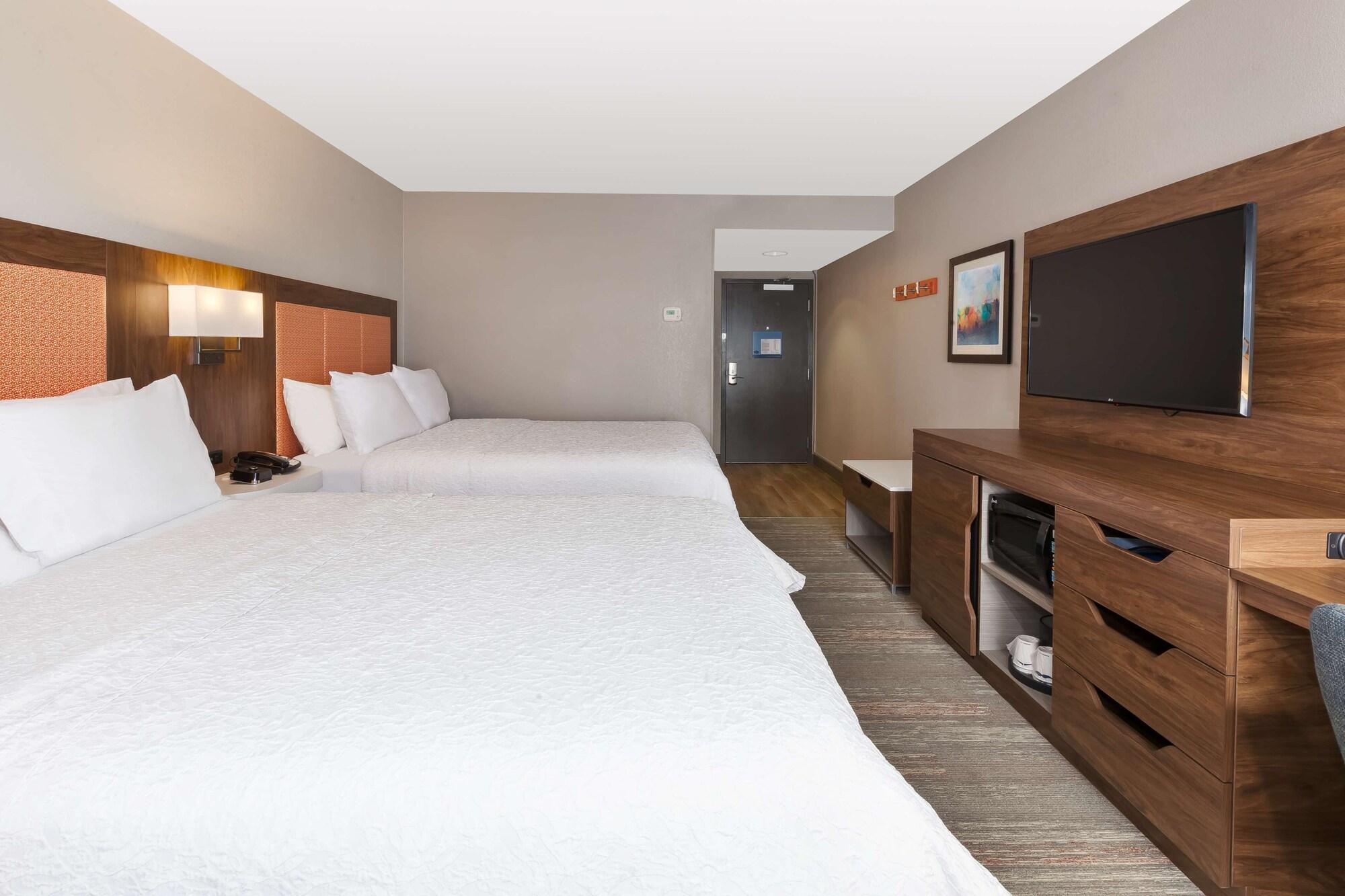 Hampton Inn Princeton Экстерьер фото
